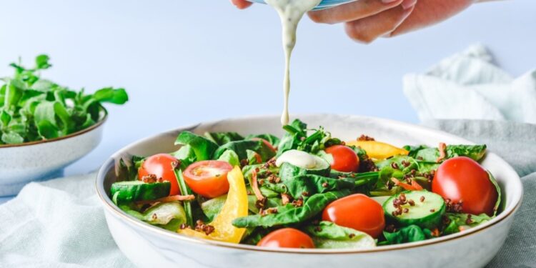 Turn over a new leaf: Ditch your salad's harmful chemicals with healthier  dressings | Environmental Working Group