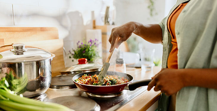 9 healthy eating tips that can help reduce inflammation