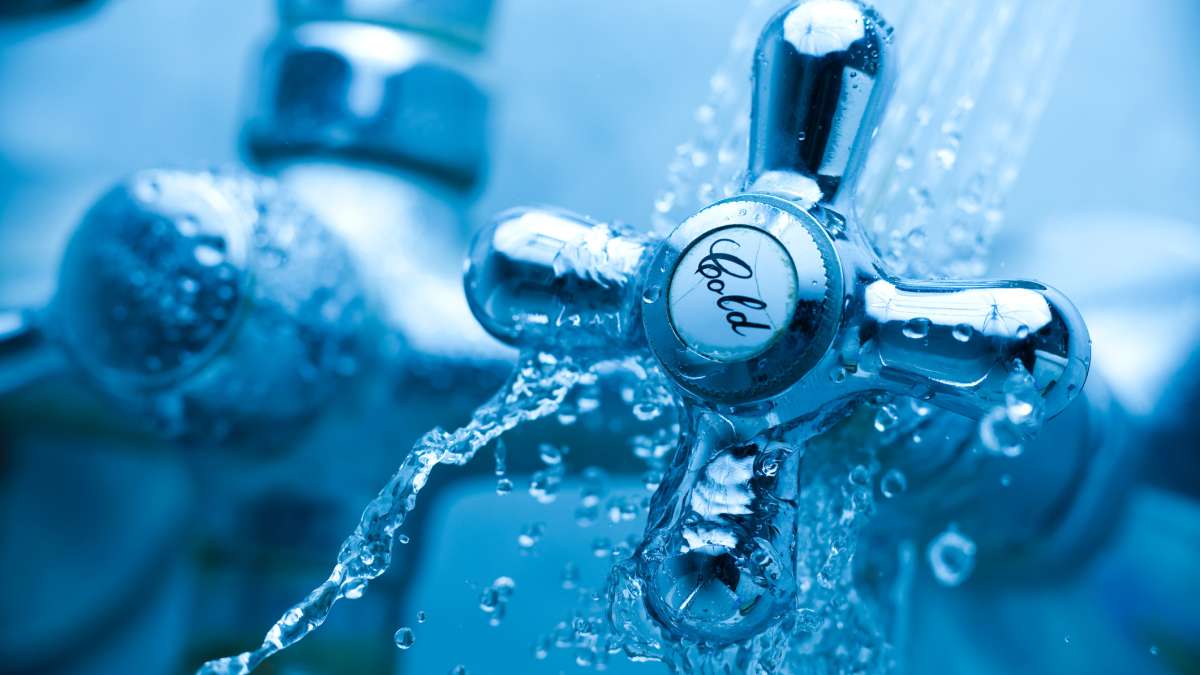 6 cold shower benefits to consider | UCLA Health