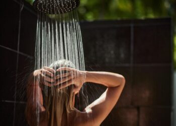 Cold showers: What the science says about the benefits | CNN