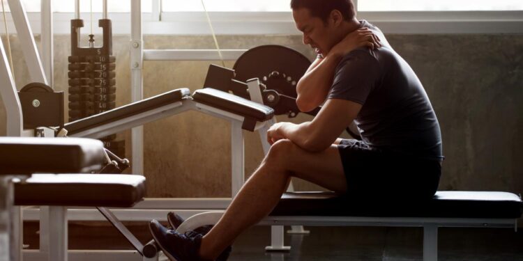 Should You Workout When Sore and Is DOMS a Sign of a Good Gym Session? - Newsweek